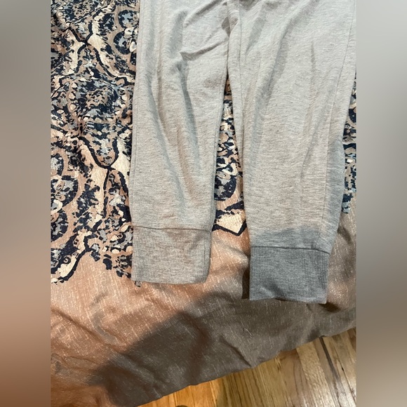 SALE 💚 $9 
Grey 3 Piece Lounge Set plus added waffle tan crop shirt - Picture 10 of 16